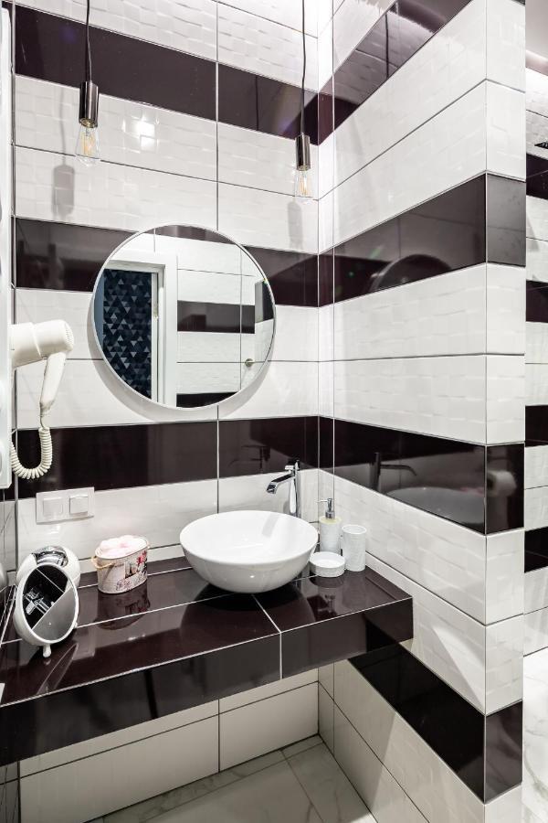 Bv Apartments Art Deco ลวีฟ ภายนอก รูปภาพ