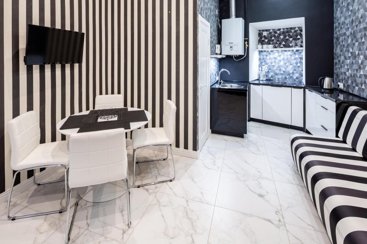 Bv Apartments Art Deco ลวีฟ ภายนอก รูปภาพ